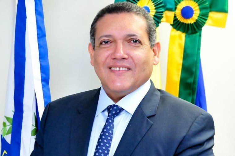 Nunes Marques dá 20 dias para PGR se manifestar sobre pedido de revisão da defesa de Bolsonaro
